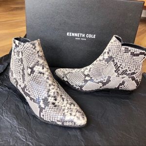 Kenneth Cole ⛔️SOLD⛔️  booties
